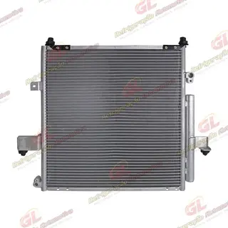 Condensador Mitsubishi L200 Triton Gasolina V6 / Diesel 2012> Fluxo Paralelo OEM: CA550024 / DS545027