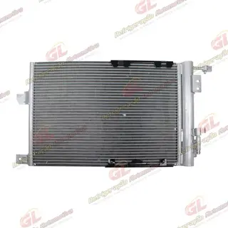 Condensador Chevrolet Astra 1999> / Vectra 2006> / Zafira Até 2008 Fluxo Paralelo OEM: 9130610